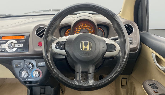 2013 Honda Amaze 1.2L I-VTEC VX, Petrol, Manual, 1,19,435 km, Steering Wheel Close Up