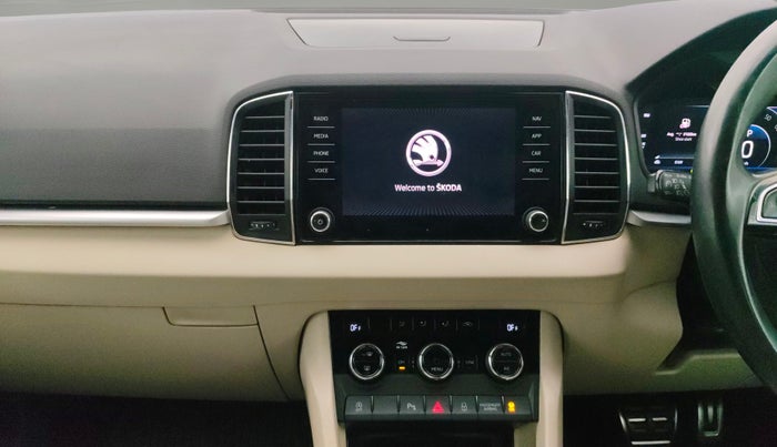 2020 Skoda Karoq STYLE 1.5 TSI AT, Petrol, Automatic, 92,444 km, Air Conditioner