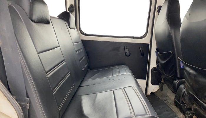 2023 Maruti Eeco 5 STR AC, Petrol, Manual, 20,002 km, Right Side Rear Door Cabin