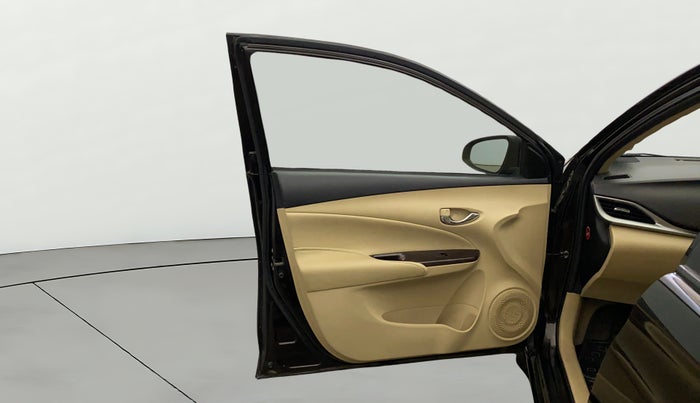 2018 Toyota YARIS VX CVT, Petrol, Automatic, 46,566 km, LHS Front Door