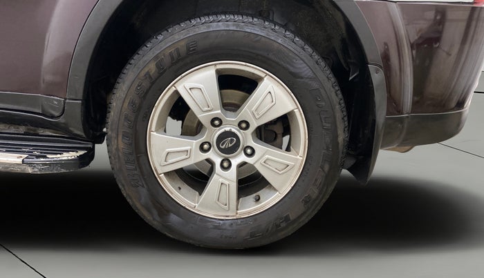 2014 Mahindra XUV500 W8, Diesel, Manual, 1,49,534 km, Left Rear Wheel