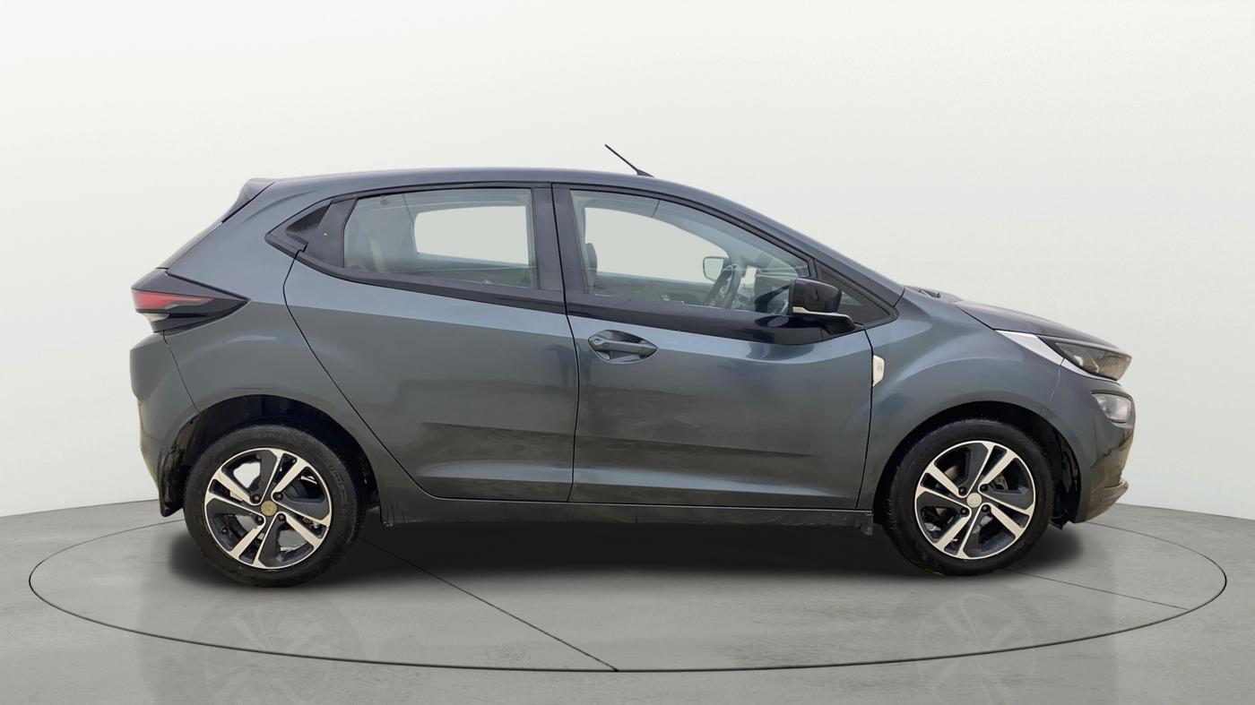 2020 Tata ALTROZ XZ DIESEL, Diesel, Manual, 1,08,010 km, Right Side View