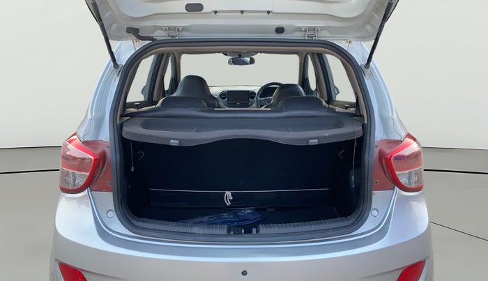 2016 Hyundai Grand i10 MAGNA 1.2 KAPPA VTVT, Petrol, Manual, 77,691 km, Boot Open Zoomed View