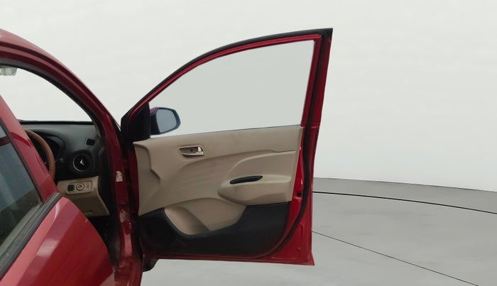 2018 Hyundai NEW SANTRO SPORTZ CNG, CNG, Manual, 77,563 km, RHS Front Door