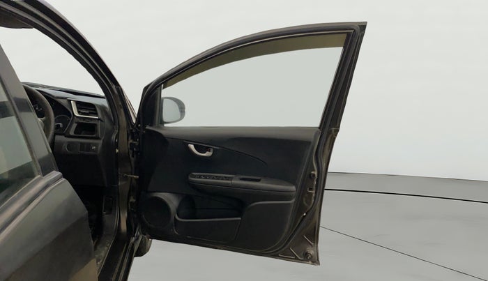 2017 Honda BR-V 1.5L I-VTEC S, Petrol, Manual, 61,628 km, RHS Front Door