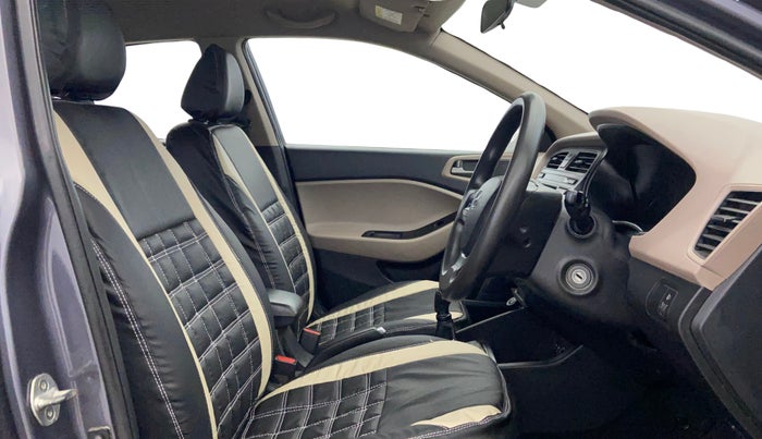 2017 Hyundai Elite i20 SPORTZ 1.2, Petrol, Manual, 72,597 km, Right Side Front Door Cabin