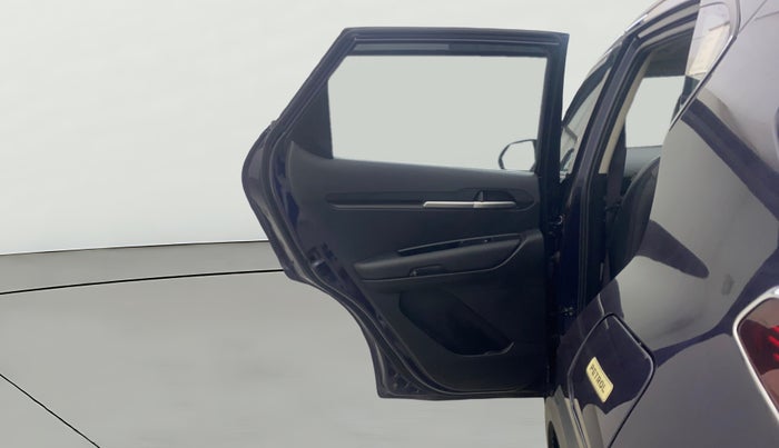 2023 KIA SONET HTK PLUS 1.0 IMT, Petrol, Manual, 13,063 km, LHS Rear Door