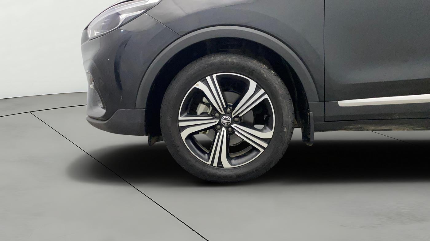 2024 MG ASTOR Sharp Pro 1.5 CVT (Ivory), Petrol, Automatic, 24,310 km, Left Front Wheel