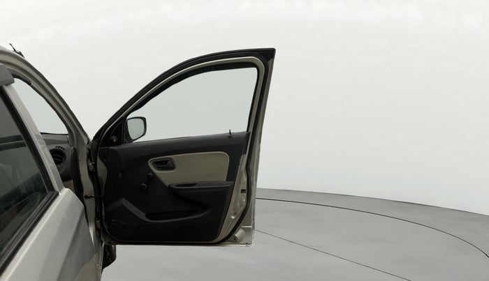 2015 Maruti Alto K10 LXI CNG, CNG, Manual, 1,23,162 km, RHS Front Door