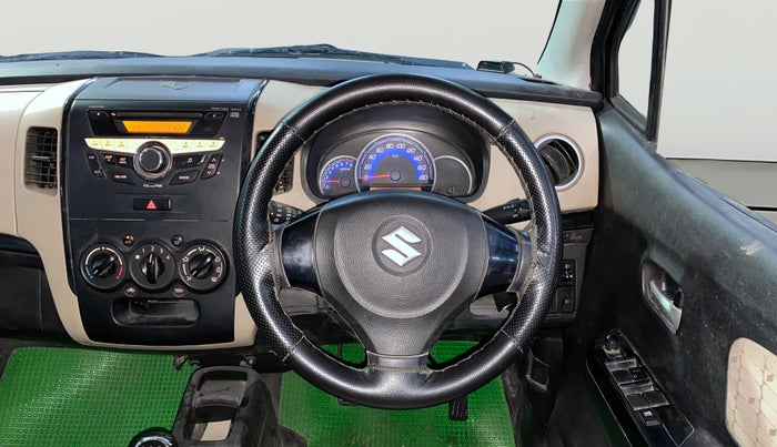 2017 Maruti Wagon R 1.0 VXI, Petrol, Manual, 35,911 km, Steering Wheel Close Up