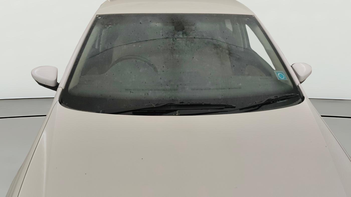 2017 Volkswagen Ameo HIGHLINE1.2L, Petrol, Manual, 78,211 km, Front Windshield