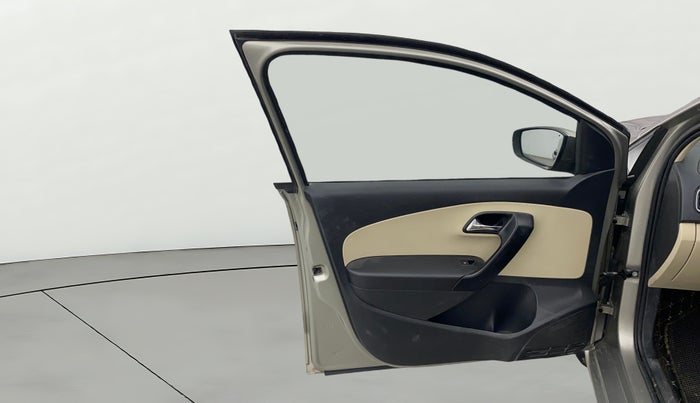 2017 Skoda Rapid STYLE 1.6 MPI, Petrol, Manual, 1,26,040 km, LHS Front Door