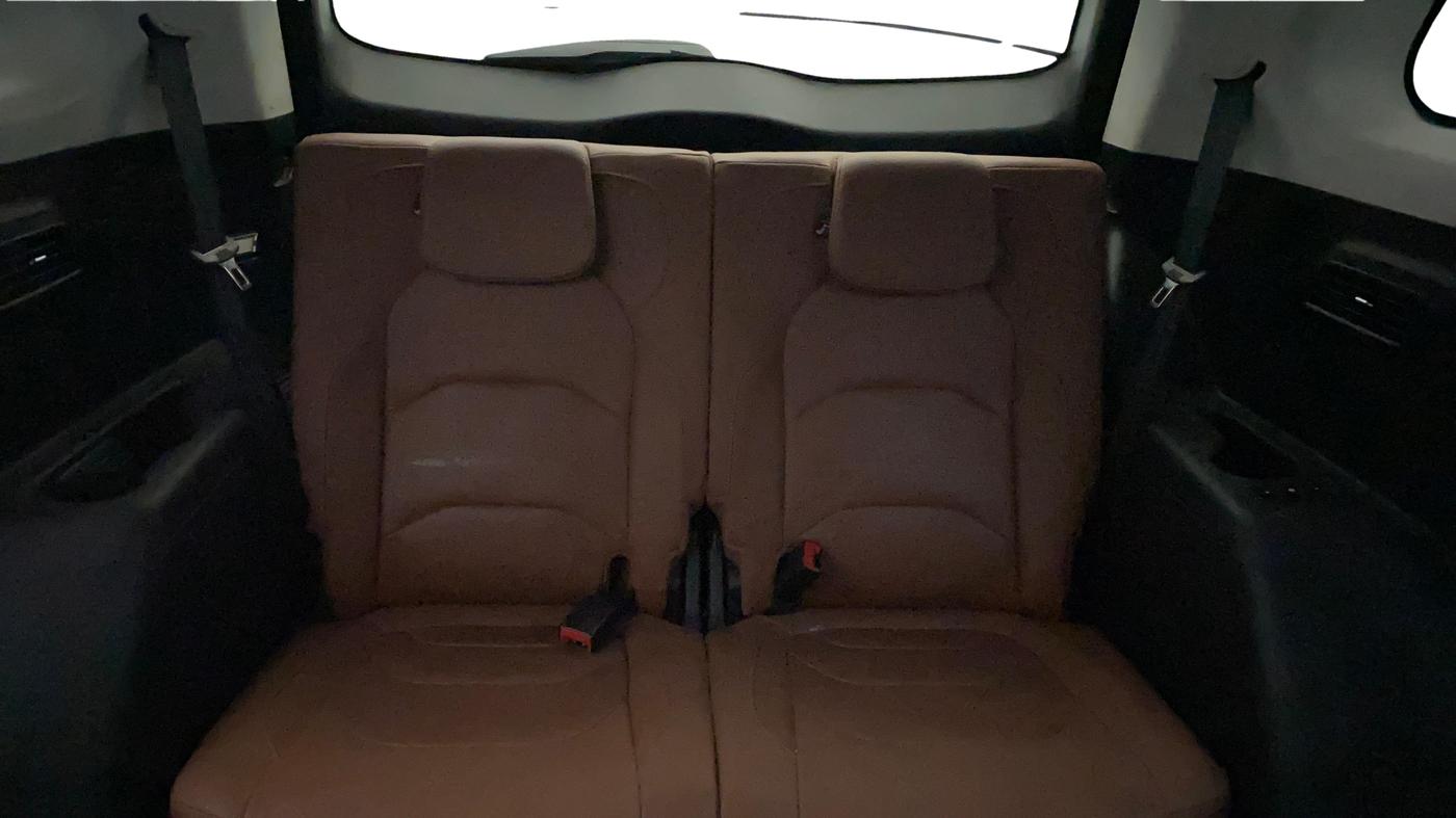 2021 MG HECTOR PLUS SMART 2.0 DIESEL TURBO MT 7-STR, Diesel, Manual, 87,830 km, Third Seat Row ( optional )