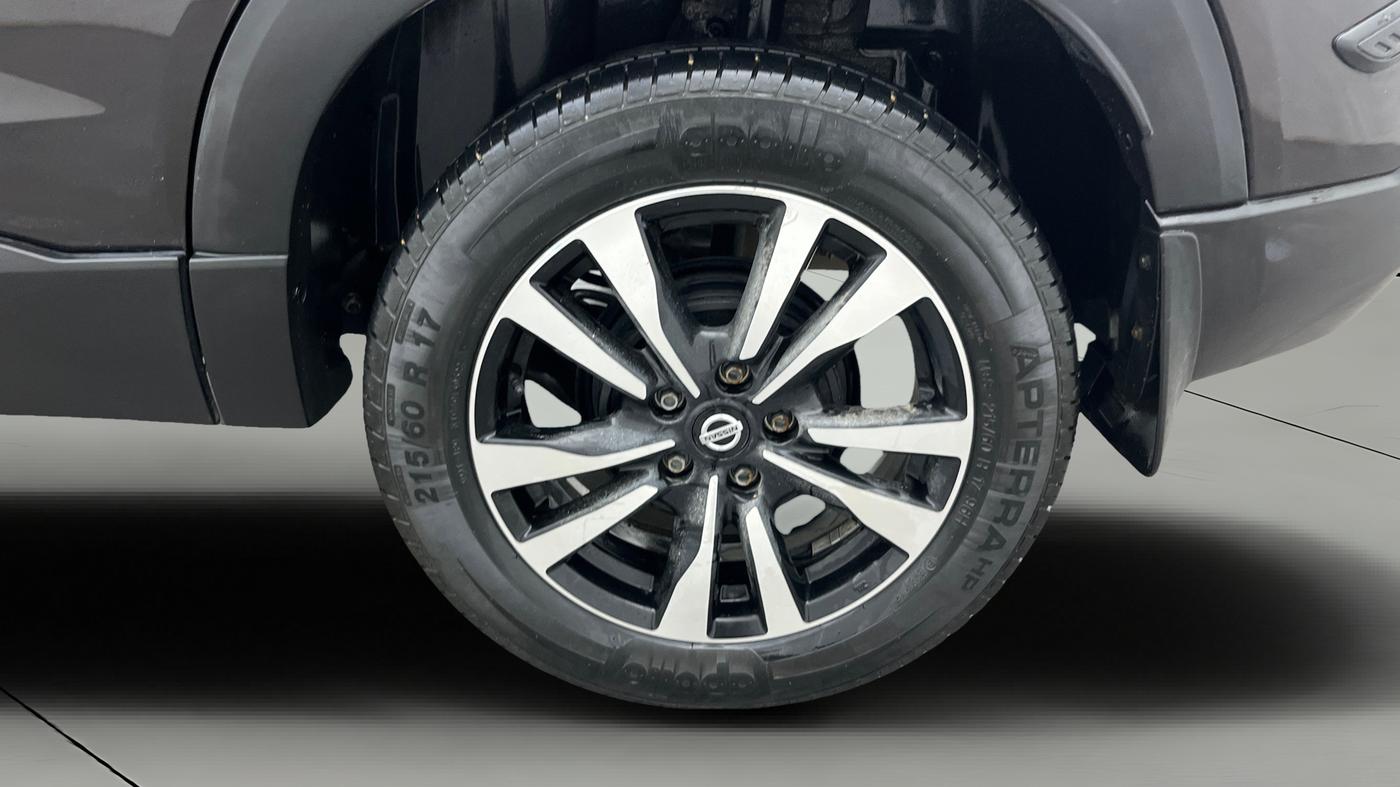 2022 Nissan Kicks XV TURBO 1.3, Petrol, Manual, 33,562 km, Left Rear Wheel