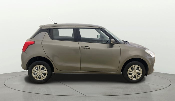 2018 Maruti Swift VXI AMT, Petrol, Automatic, 1,08,777 km, Right Side View