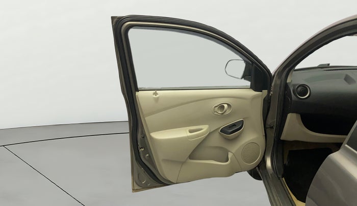 2016 Datsun Go T, Petrol, Manual, 41,128 km, LHS Front Door