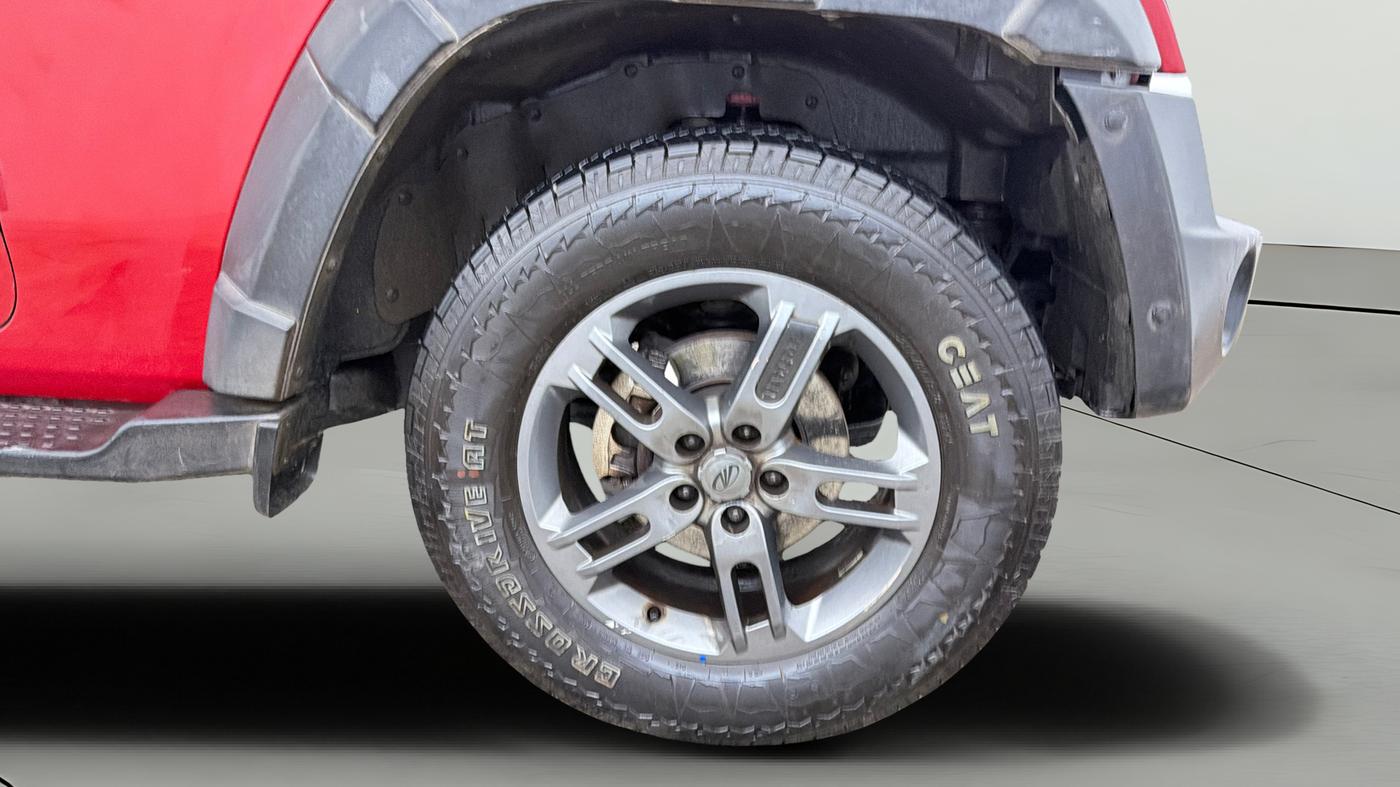 2021 Mahindra Thar LX PETROL HT 4WD AT, Petrol, Automatic, 34,634 km, Right Front Wheel