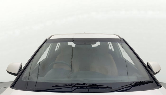 2016 Hyundai Creta BASE 1.6 PETROL, Petrol, Manual, 40,574 km, Front Windshield