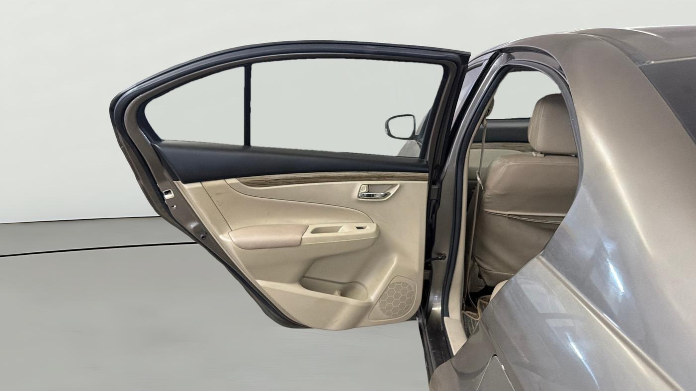 2021 Maruti Ciaz SIGMA 1.5 SHVS MT  PETROL, Petrol, Manual, 44,466 km, LHS Rear Door