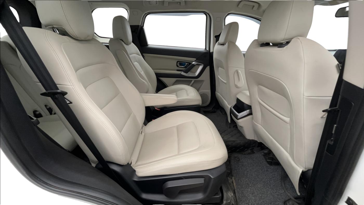 2021 Tata Safari XZA PLUS, Diesel, Automatic, 72,343 km, Right Side Rear Door Cabin