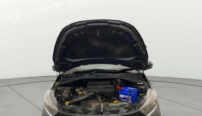 2023 Tata Tiago XT (O) PETROL, Petrol, Manual, 53,811 km, Open Bonet