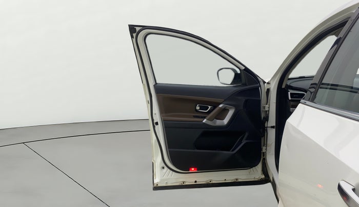 2021 Tata Harrier XZA 2.0L, Diesel, Automatic, 52,858 km, LHS Front Door