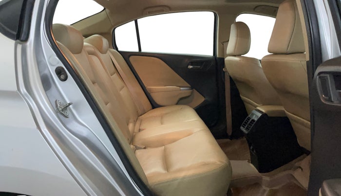 2016 Honda City 1.5L I-VTEC VX CVT, Petrol, Automatic, 91,675 km, Right Side Rear Door Cabin