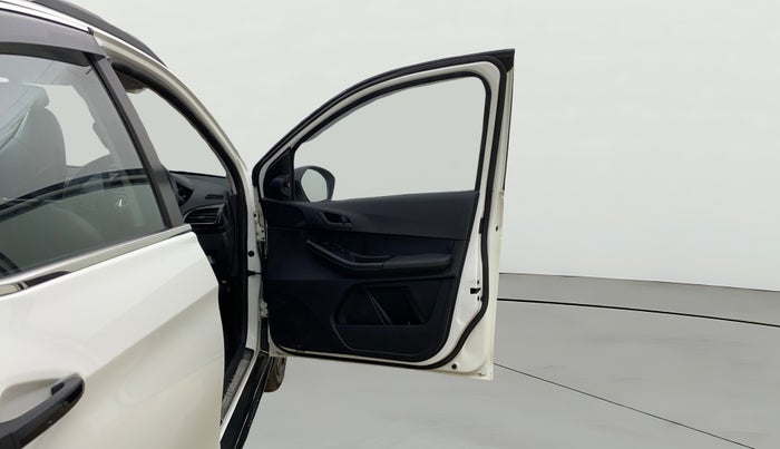 2023 Tata TIAGO NRG XZ MT, Petrol, Manual, 14,397 km, RHS Front Door