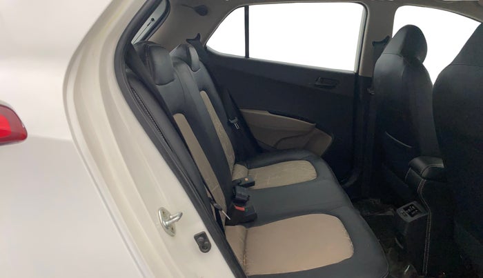 2018 Hyundai Grand i10 MAGNA 1.2 KAPPA VTVT, Petrol, Manual, 62,142 km, Right Side Rear Door Cabin