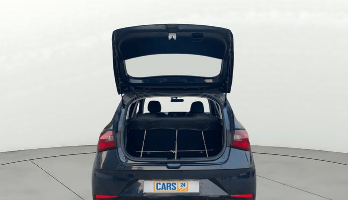 2023 Hyundai NEW I20 MAGNA 1.2 MT, Petrol, Manual, 39,296 km, Boot Door Open