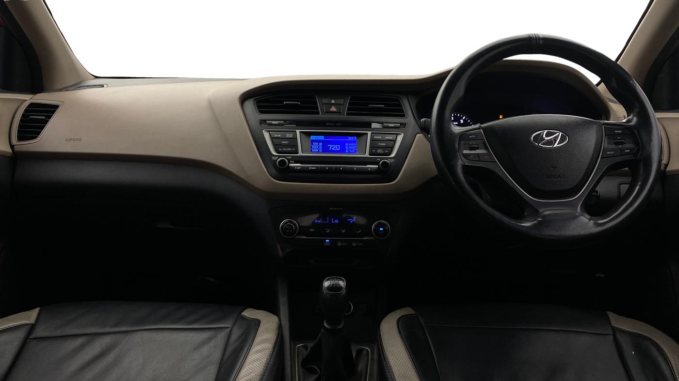 2016 Hyundai Elite i20 SPORTZ 1.2, Petrol, Manual, 78,150 km, Dashboard