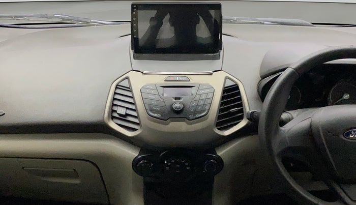 2015 Ford Ecosport AMBIENTE 1.5L PETROL, Petrol, Manual, 1,13,998 km, Air Conditioner