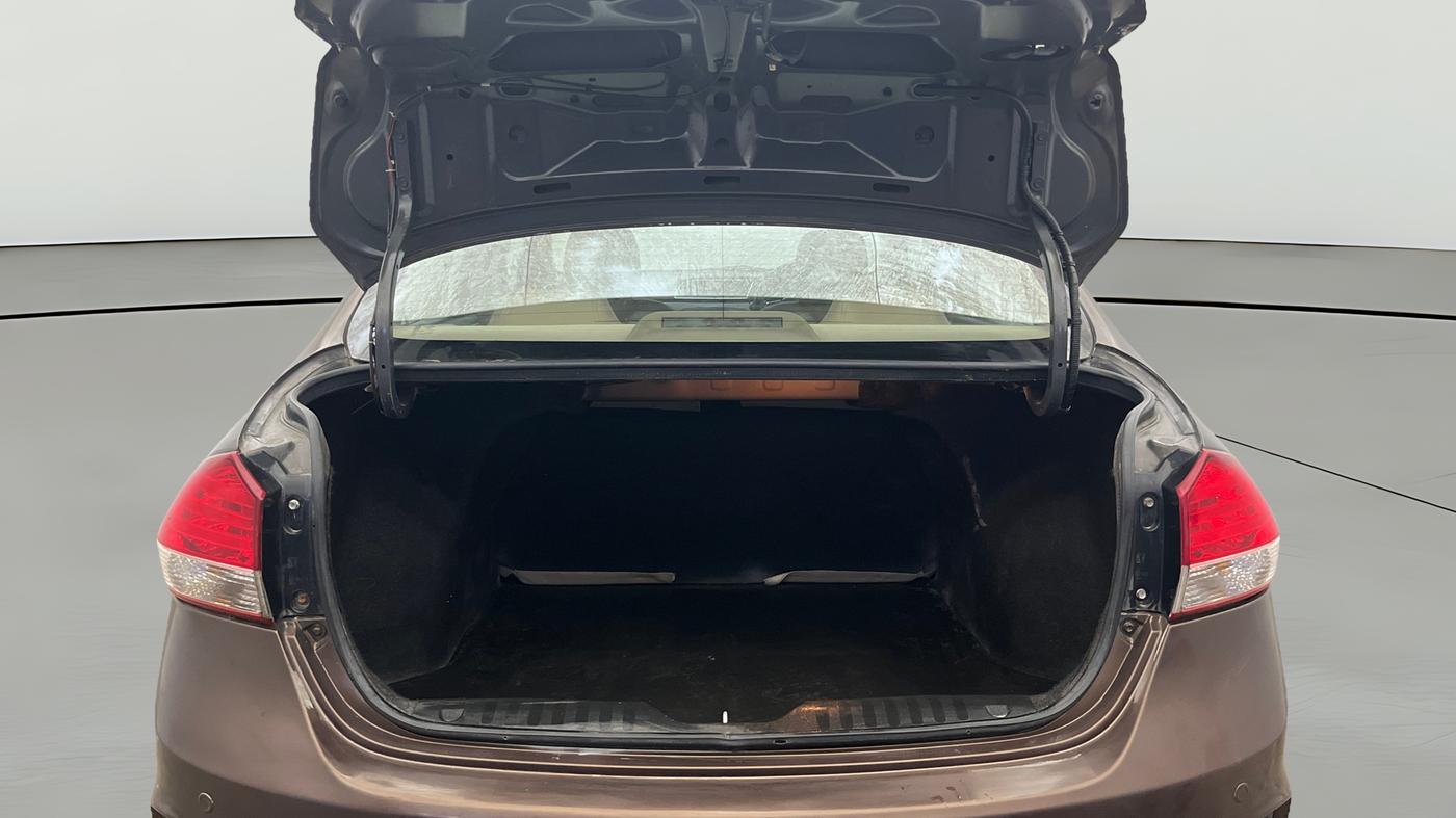 2015 Maruti Ciaz VXI+, Petrol, Manual, 30,364 km, Boot Open Zoomed View