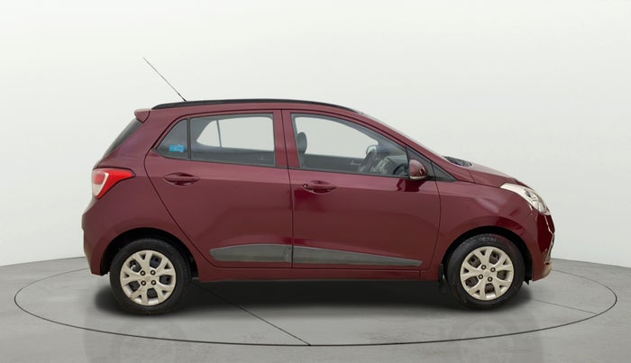 2015 Hyundai Grand i10 SPORTZ 1.2 KAPPA VTVT, Petrol, Manual, 43,156 km, Right Side View