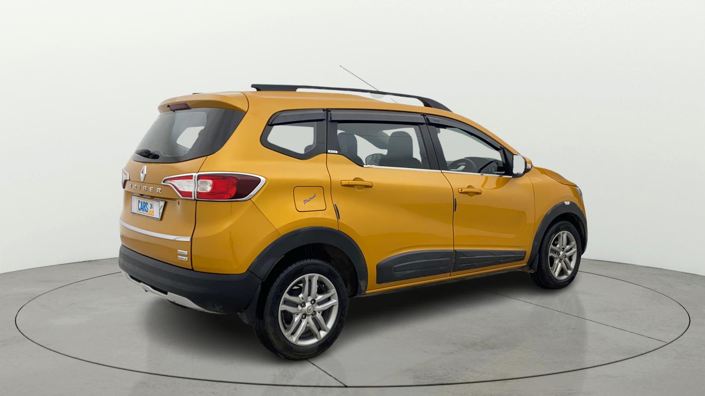 2020 Renault TRIBER RXZ AMT, Petrol, Automatic, 55,886 km, Right Back Diagonal