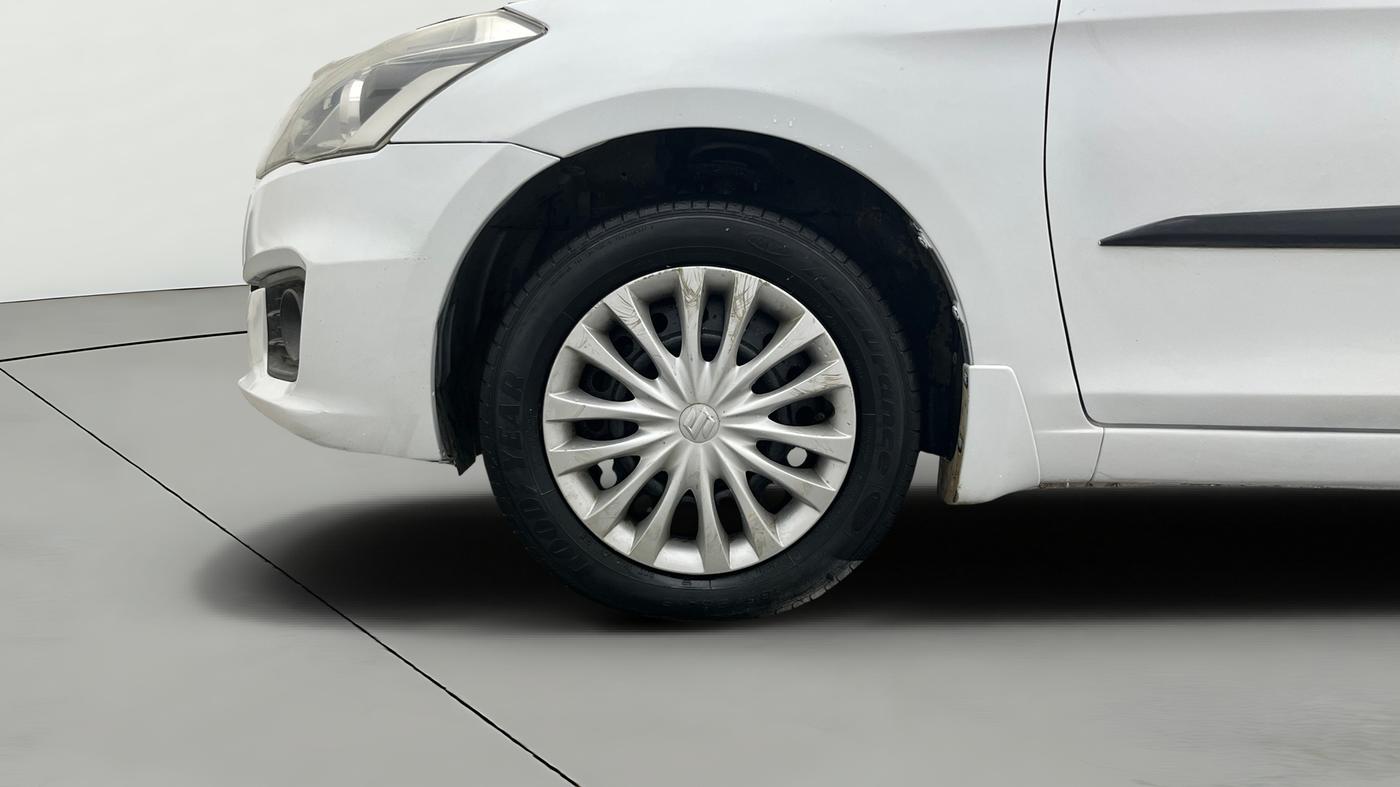 2016 Maruti Ciaz VXI+AT, Petrol, Automatic, 1,05,975 km, Left Front Wheel