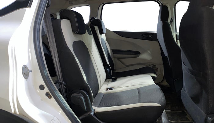 2021 Renault TRIBER RXT, Petrol, Manual, 11,417 km, Right Side Rear Door Cabin