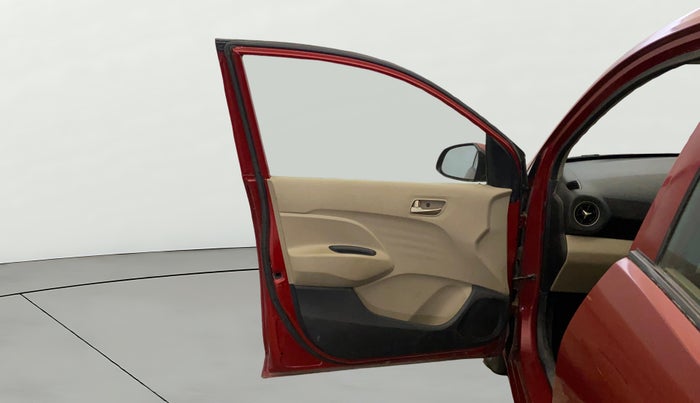 2019 Hyundai NEW SANTRO SPORTZ CNG, CNG, Manual, 72,687 km, LHS Front Door