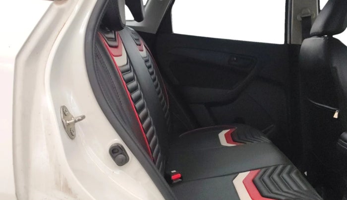 2021 Maruti Vitara Brezza VXI AT SHVS, Petrol, Automatic, 42,991 km, Right Side Rear Door Cabin