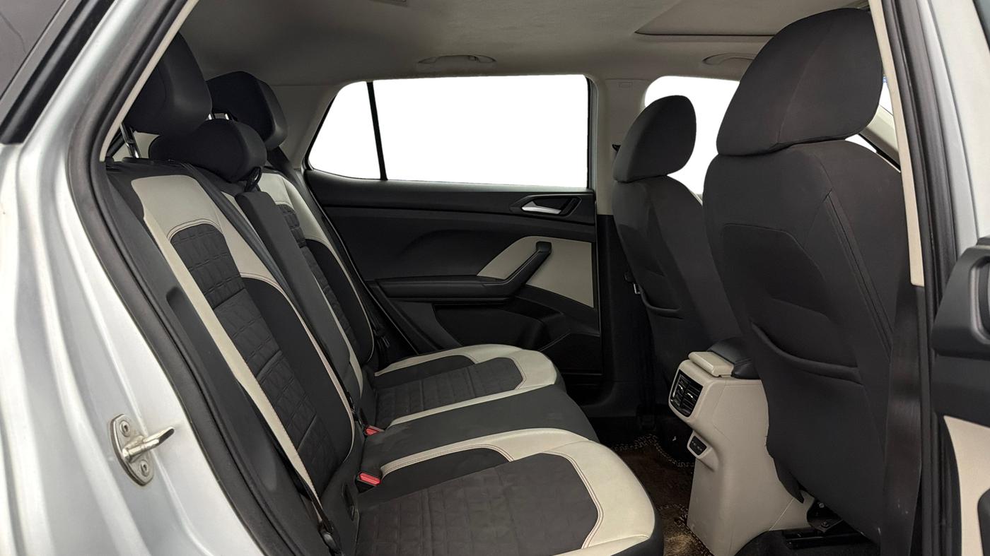 2021 Volkswagen TAIGUN GT PLUS 1.5 TSI DSG, Petrol, Automatic, 91,073 km, Right Side Rear Door Cabin