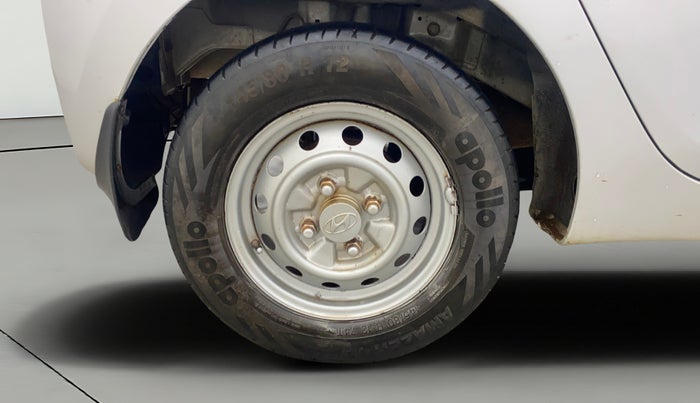 2016 Hyundai Eon ERA +, Petrol, Manual, 66,317 km, Right Rear Wheel