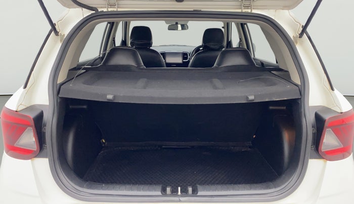 2020 Hyundai VENUE S 1.2, Petrol, Manual, 68,014 km, Boot Open Zoomed View