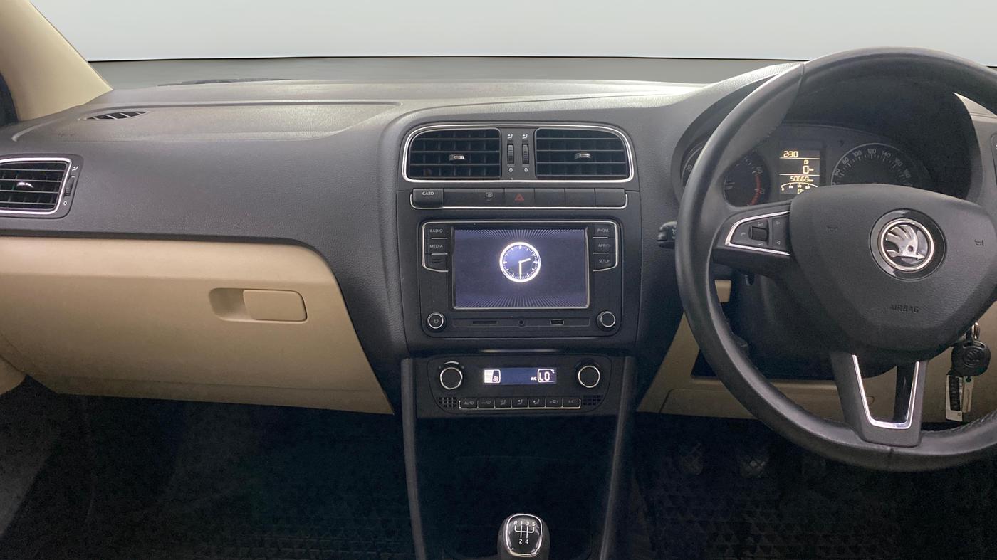 2019 Skoda Rapid STYLE 1.6 MPI, Petrol, Manual, 50,669 km, Air Conditioner