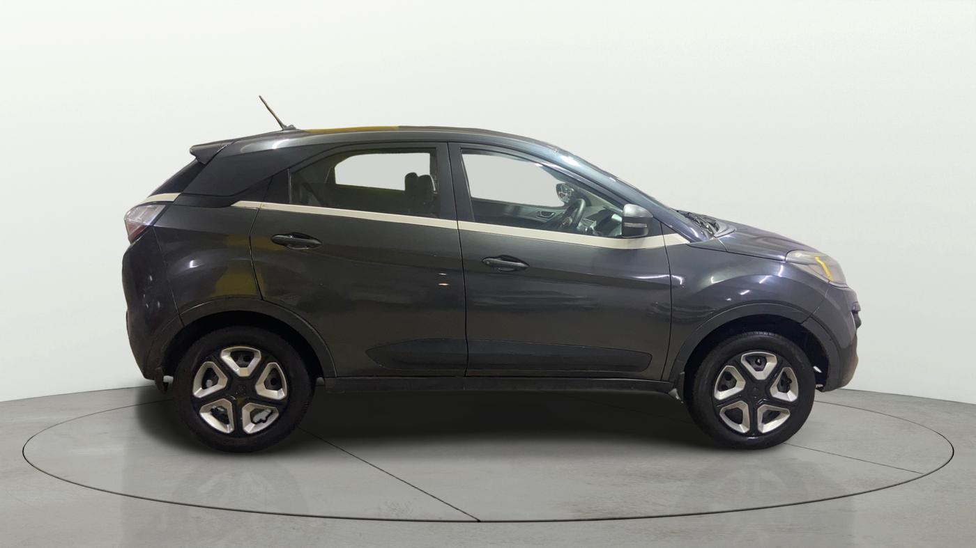 2018 Tata NEXON XM PETROL, CNG, Manual, 94,517 km, Right Side View