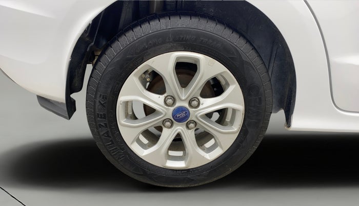 2017 Ford Figo Aspire TITANIUM 1.2 PETROL, Petrol, Manual, 32,168 km, Right Rear Wheel