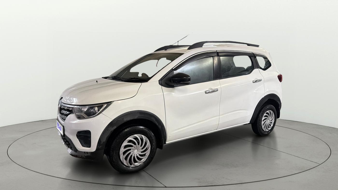 2024 Renault TRIBER RXT, Petrol, Manual, 86,474 km, Left Front Diagonal