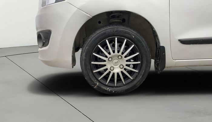 2015 Maruti Wagon R 1.0 VXI, Petrol, Manual, 47,824 km, Left Front Wheel