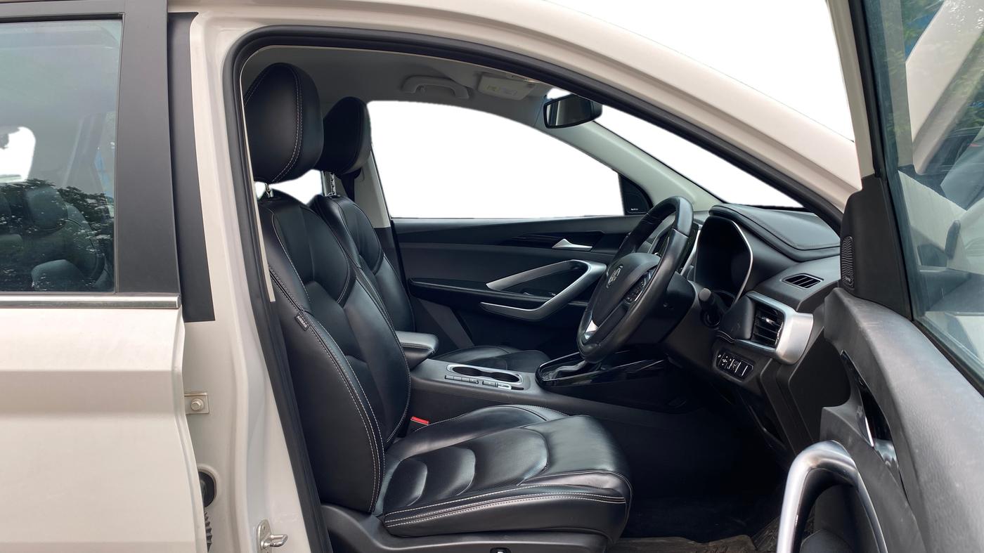 2021 MG HECTOR SMART 1.5 DCT PETROL, Petrol, Automatic, 35,231 km, Right Side Front Door Cabin