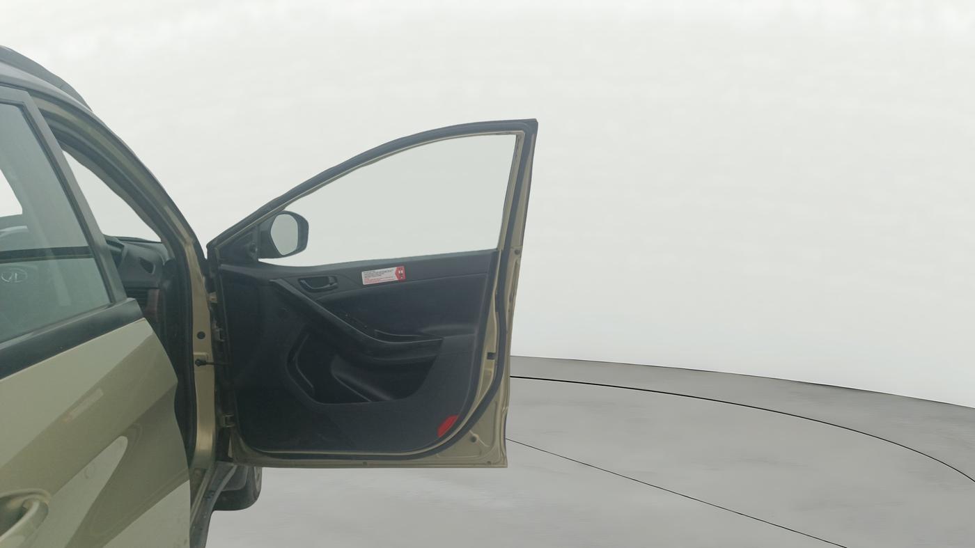 2022 Tata NEXON XZA PLUS (PREMIUM) KAZIRANGA PETROL, Petrol, Automatic, 29,118 km, RHS Front Door