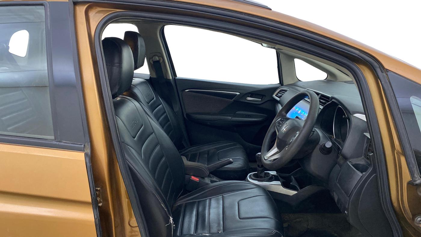 2018 Honda WR-V 1.5L I-DTEC VX MT, Diesel, Manual, 64,313 km, Right Side Front Door Cabin